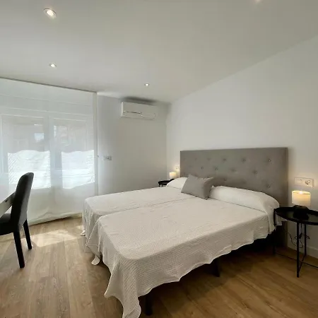 Vut Correhuela Apartment *